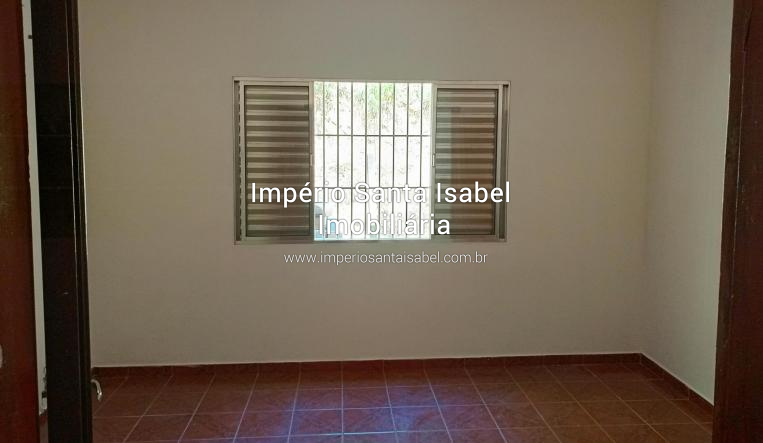 [Aluga casa 3 dormitórios Com garagem - Rua Japão -Santa Isabel R$1.500,00 + iptu]