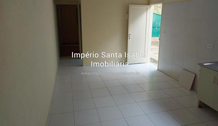 [Aluga casa Rua Padre Leonidas da Silva _ Santa Isabel -R$ 1.100,00]