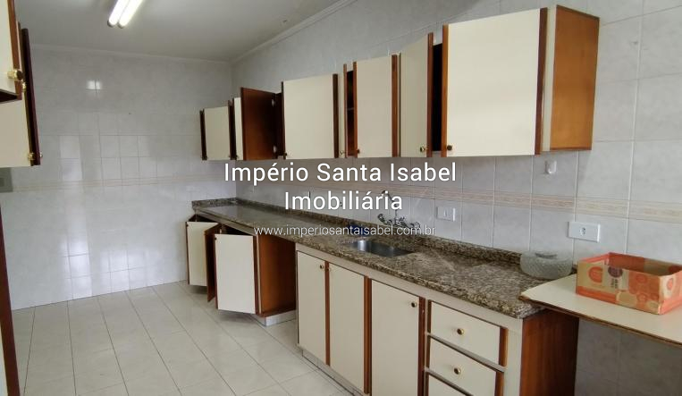 [Aluga Apartamento 2 dormitórios em cima do Serafim no centro de Santa Isabel -SP - R$ 2.300,00]