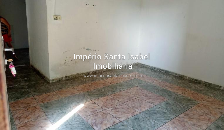 [Vende casa 126 m2centro de Santa Isabel SP ]